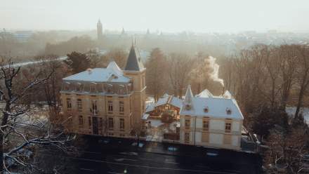 Villa Pétrusse sous la neige